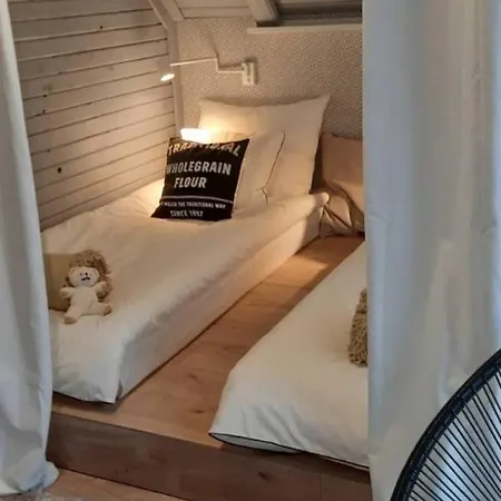 Holiday home Lebska Zagroda